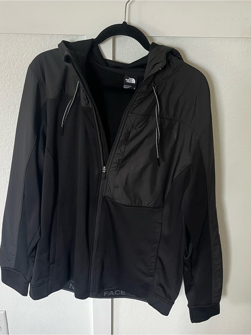 The North Face Men's XL Essential Fleece Full-zip Hoody